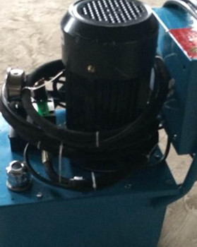 鉚接機脫模困難怎么辦？鉚接點容易撕裂怎么辦？